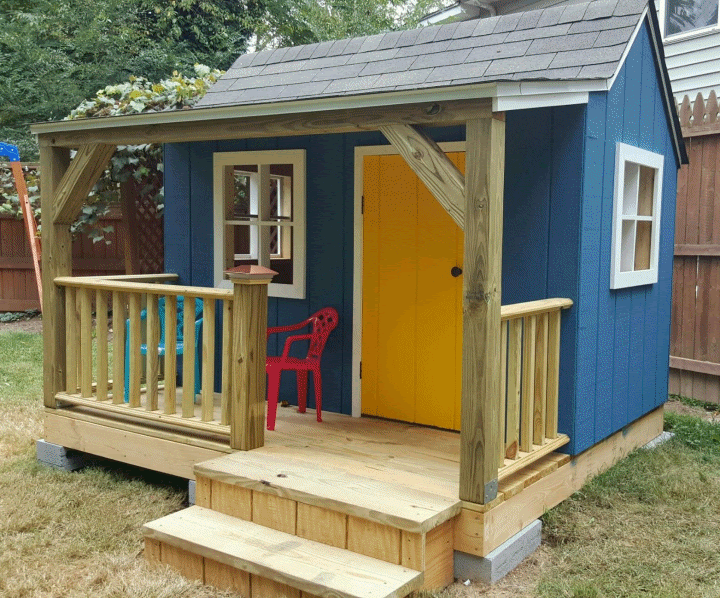 10 Amazing DIY Backyard Playhouses
