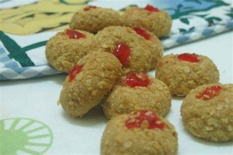 resepi biskut nestum  rangup sedap  banu story