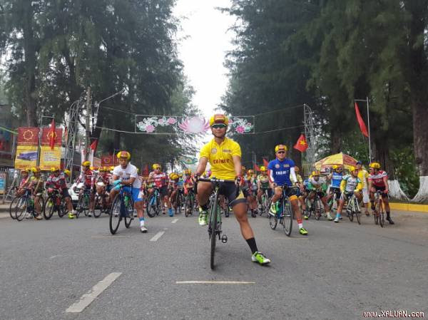 Hành trình kỳ diệu của Lê Nguyệt Minh