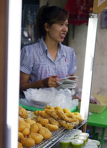 And forthwith for something completely dissimilar Bangkok Thailand Place should to visiting: Phuket Street Show Festival 2010