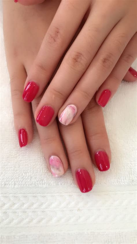 Nail Design Hwy 71