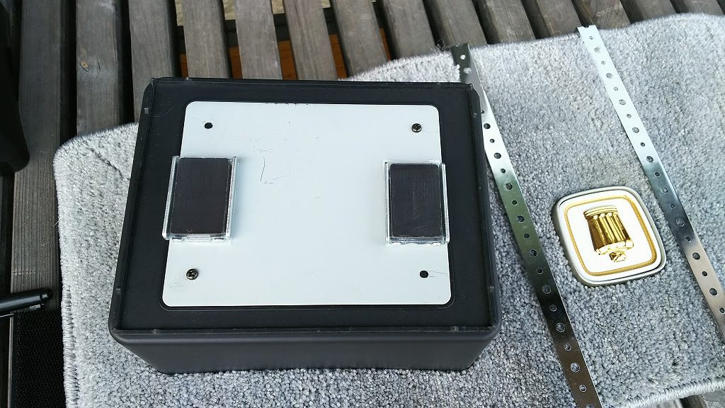 クラウンのごみ箱 その後 Marron Cafe