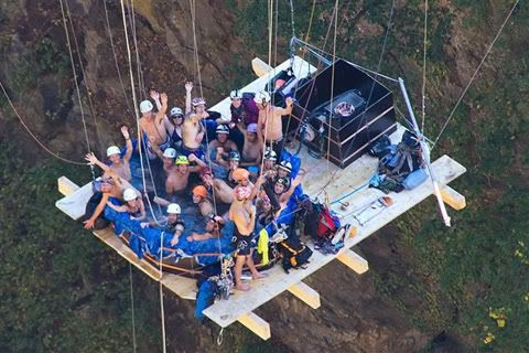 High Wire Jacuzzi , susbended jacuzzi 