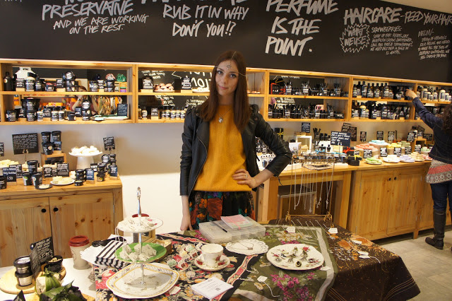 Lush_jewellery_stall