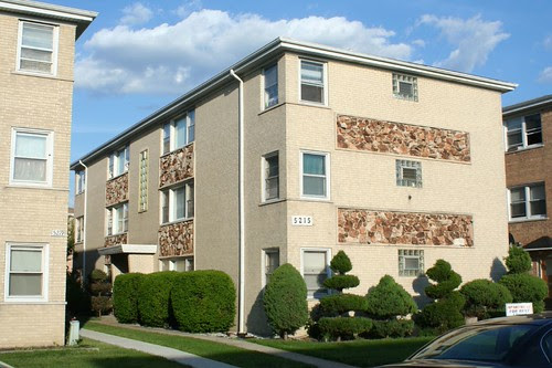 6-flat with random rubble stone