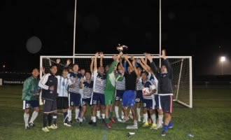 ドバイで中東日本人サッカー大会 Gulf Cup 17 地元チーム優勝 ドバイビズ 日本からの海外進出を支援 現地でしか分からないビジネス最新情報を提供