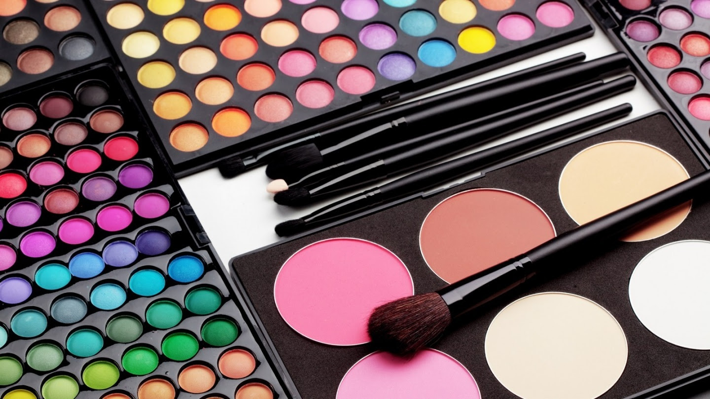 Makeup Wallpapers Hd Backgrounds Images Pics Photos Free Download