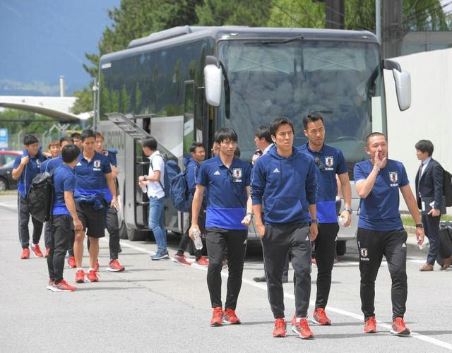 日本代表がオフ 本田 槙野の 和食組 と長谷部 川島の イタリアン組 で昼食 サッカーｗ杯ニュース デイリースポーツ Online