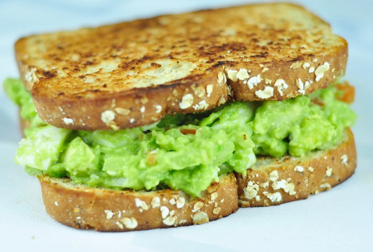 Avocado Boiled Egg Sandwich