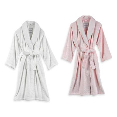 ... Cole Reaction Home Size Small/Medium Missy Cable Plush Robe in Blush