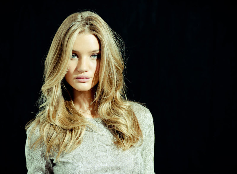 Fashion Model Rosie Huntington-Whiteley, Vogue, Style inspiration, Fashion photography, Long hair