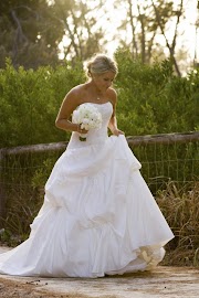 32+ Most Popular Still White Wedding Dresses Australia