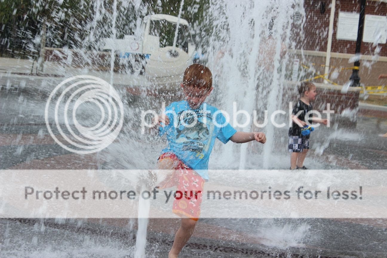 photo park15_zps9f009fb8.jpg