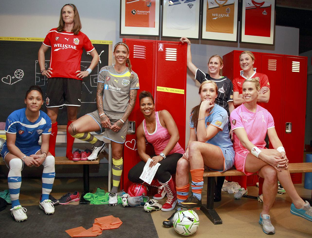 http://totalfootblog.files.wordpress.com/2011/02/puma_0544.jpg