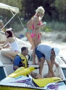 Paris Hilton bikini pics