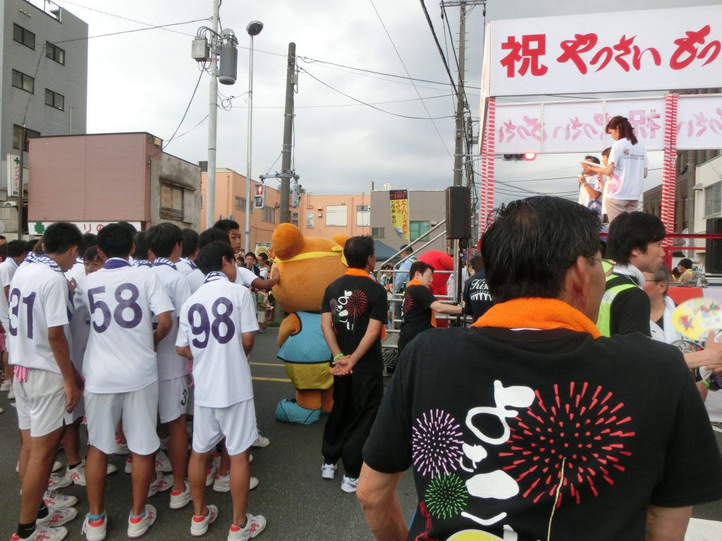 木更津市のお祭り やっさいもっさい と ちばアクアラインマラソン２０１６ 応援キャラバン活動の様子 ちばアクアラインマラソン16 袖ケ浦市pr大使blog