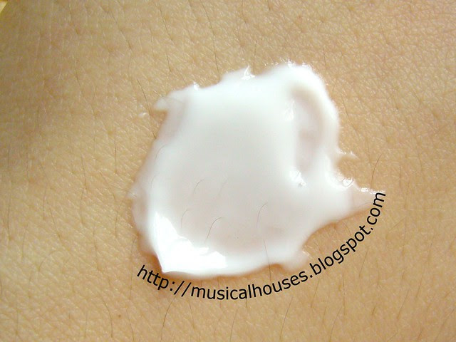 Kiehls Skin Rescuer texture