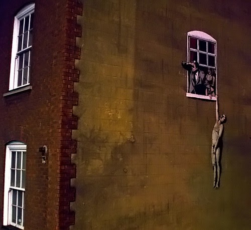 Can see some banksyjun backs bristol museum banksy Pieces using this