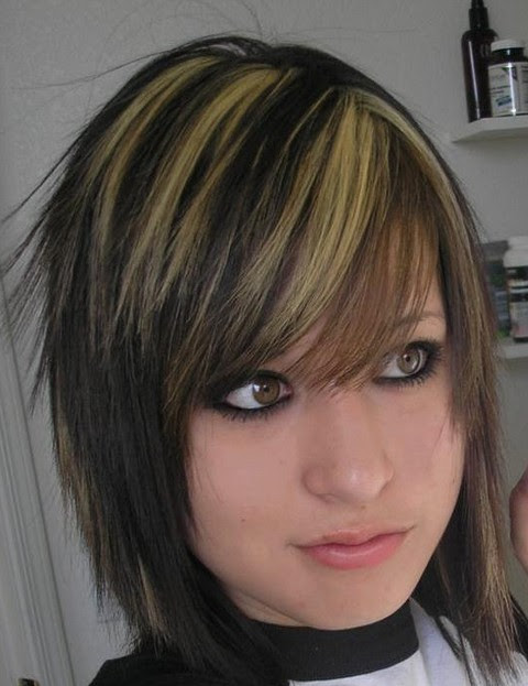 Emo Hairstyles For Girls Latest Popular Emo Girls Haircuts Pictures Pretty Designs