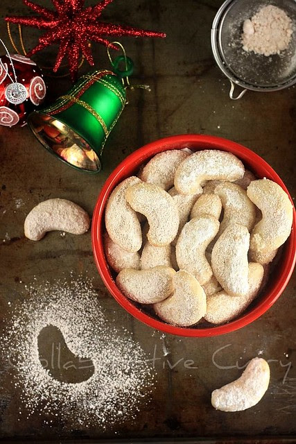 Crescent Cookies