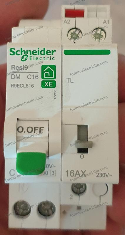 Branchement télérupteur Resi9 XE, schémas câblage télérupteur