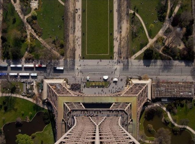 [imagetag] Looking down…(21 pics)