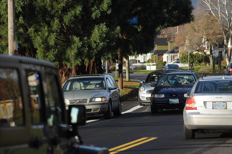 New striping on N Willamette Blvd-13.jpg