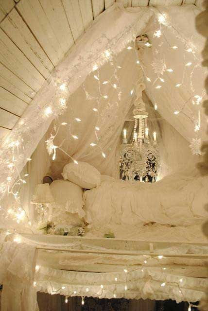 48 Romantic Bedroom Lighting Ideas | DigsDigs