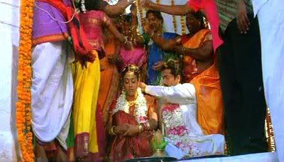 http://i298.photobucket.com/albums/mm253/blogspot_images/Sillunu%20Oru%20Kaadhal/PDVD_018.jpg