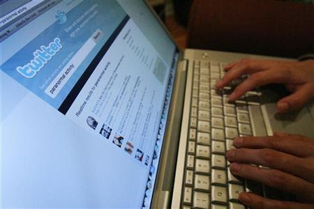 http://images.detik.com/content/2013/10/31/1440/twitterdalem.jpg