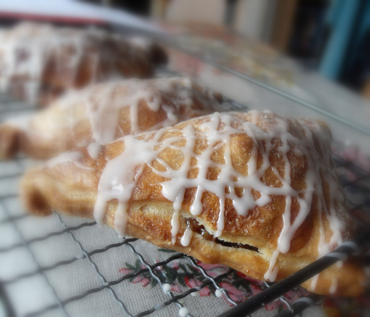 Dutch Apple Turnovers