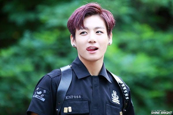 Jungkook (BTS) cover hit Justin Bieber tặng ngược fan nhân ...