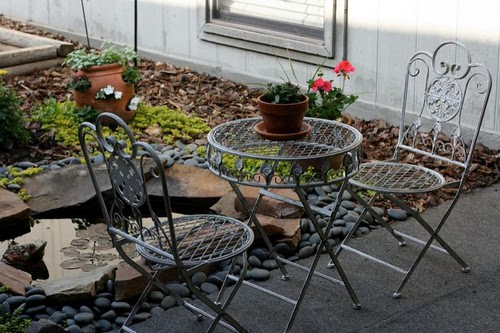 Bistro table