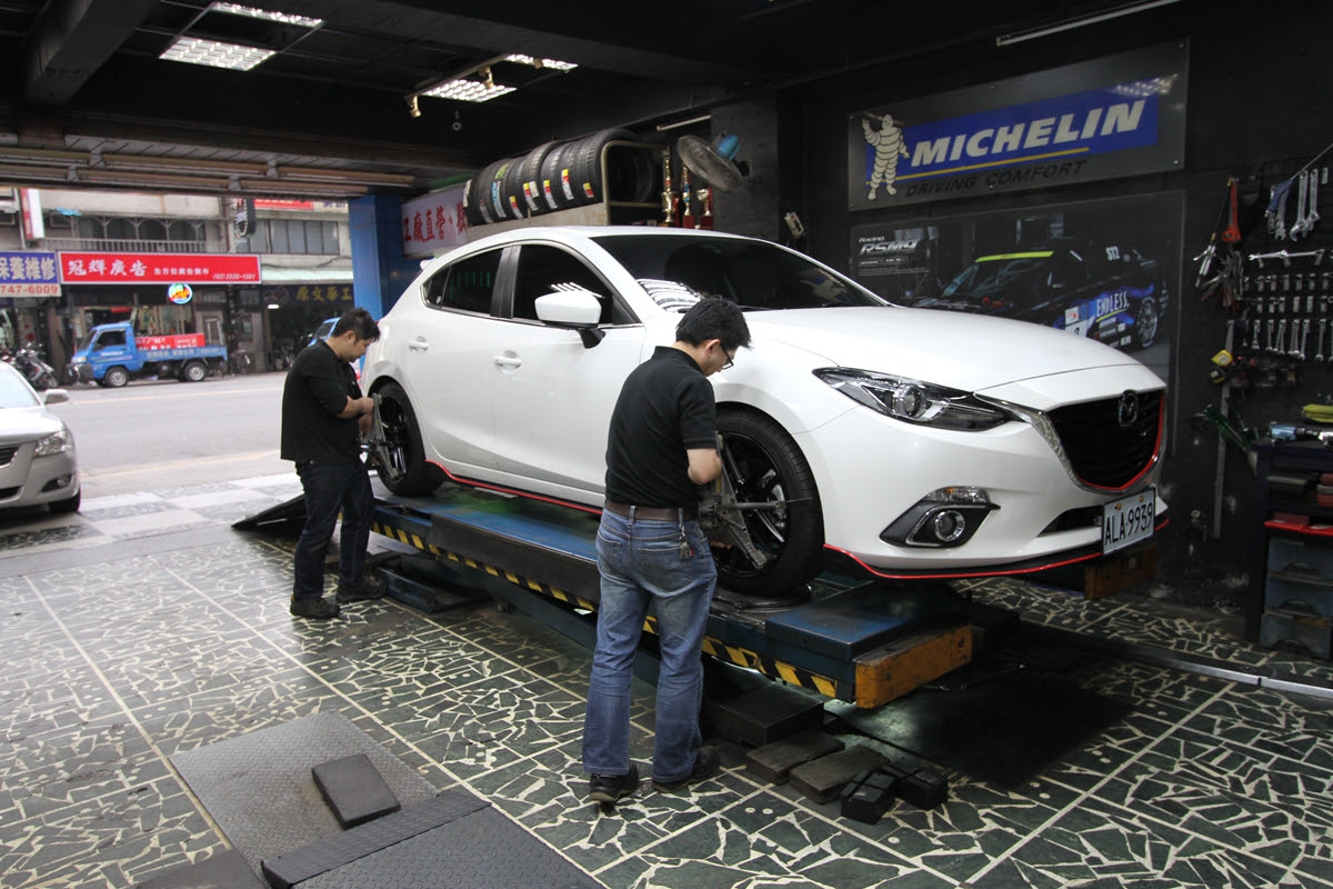 全新mazda 3車型bilstein B14 Pss改裝避震器登台 嘉鵬底盤專業店操刀 Carstuff 人車事