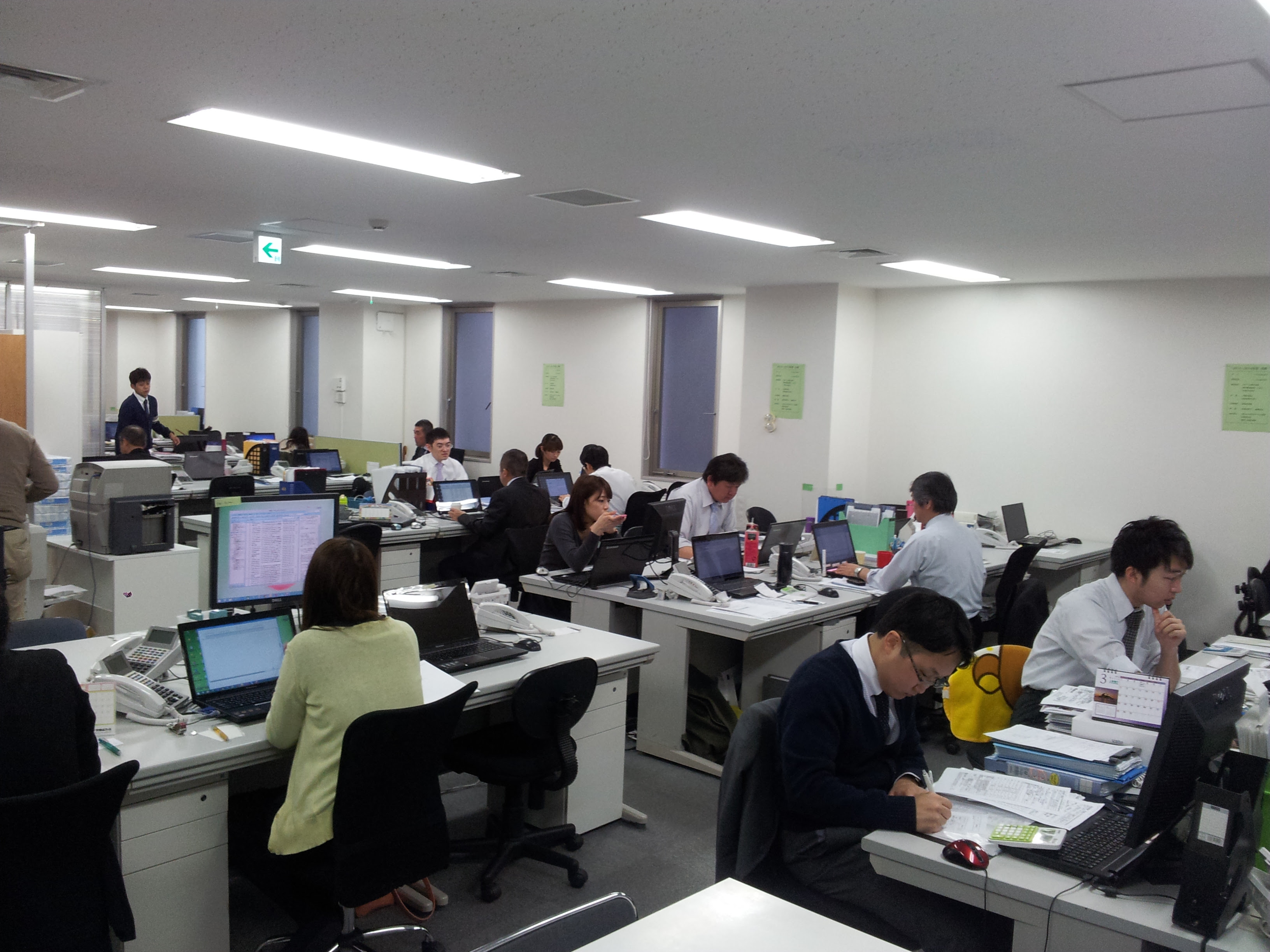 社員採用情報 人材派遣 人材紹介 アウトソーシングのマンネット