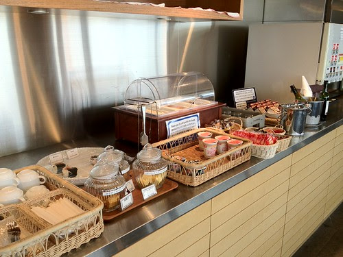 スタアララウンジ