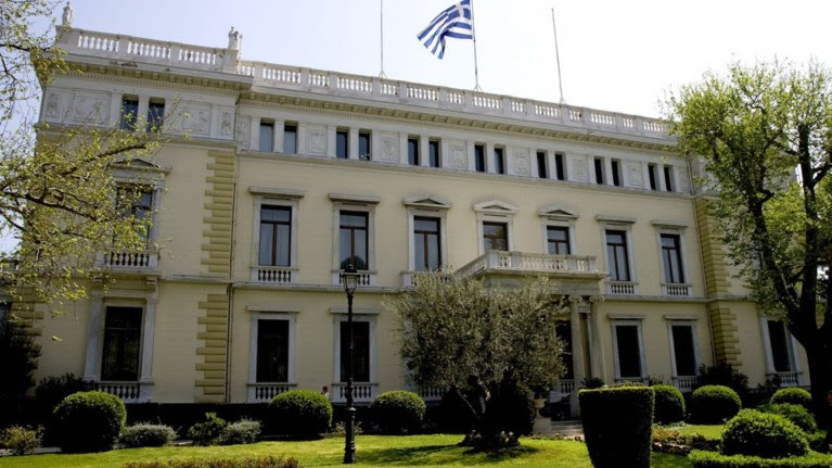 kai-ksafnika-aurio-to-prwi-o-tsipras-ston-paulopoulo