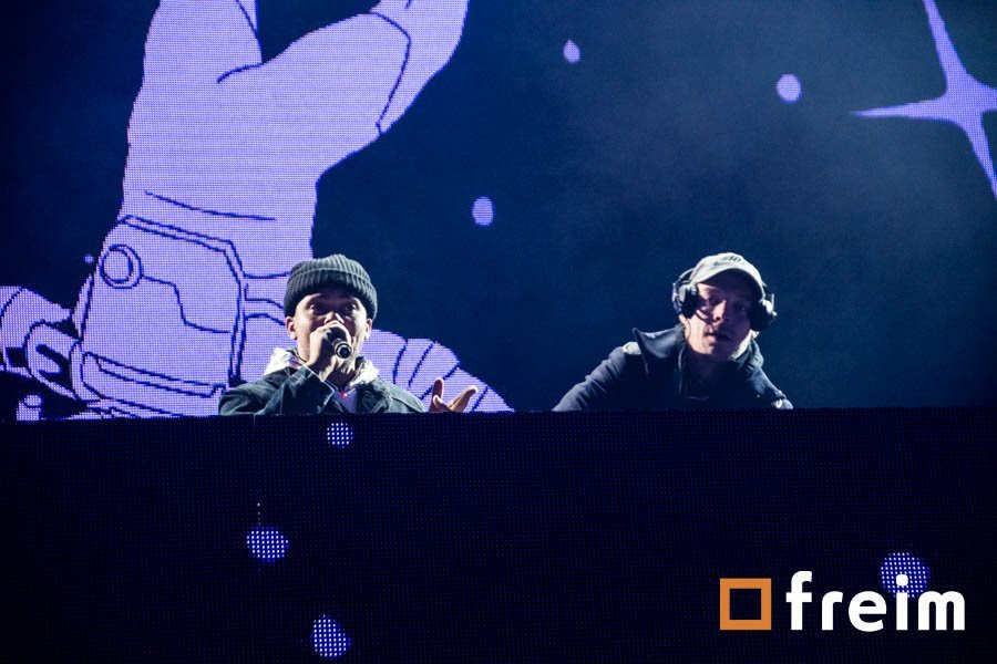 major-lazer-corona-90-14