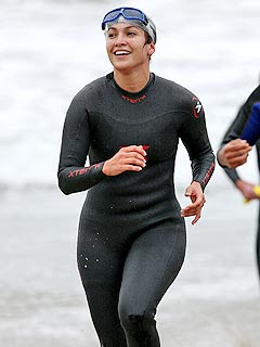 Jennifer Lopez Foot