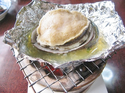 五島の魅力と火熾し記 炭火焼レシピ 鮑とトコブシの踊り焼き