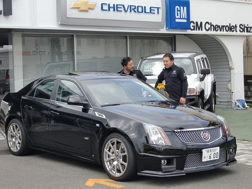 人気パーソナリティ 高橋正純さん キャデラックｃｔｓ ｖに乗る 株式会社ロードスター ブログ