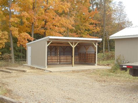 run  sheds small horse barns run  shed cattle barn