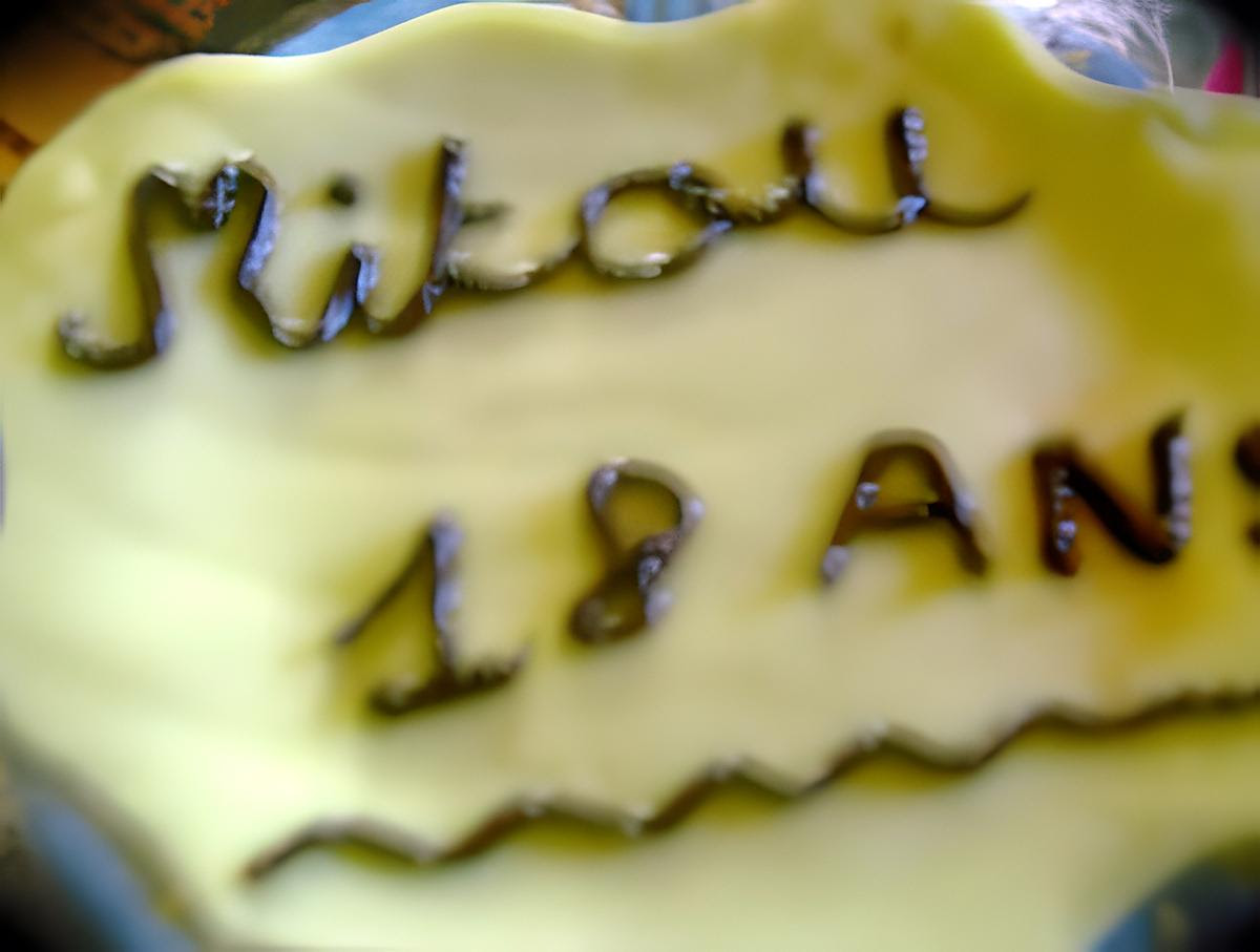 Recette De Plaque En Pate D Amandes Pour Gateau D Anniversaire