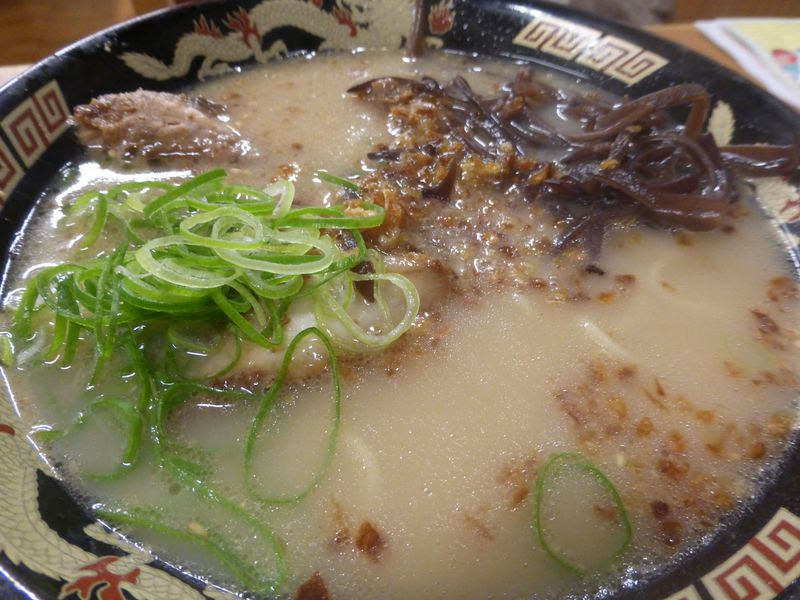 鹿児島ラーメン激戦区天文館で代表的名店3店を食べ比べ 鹿児島県 トラベルjp 旅行ガイド