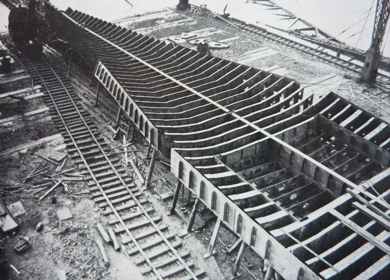 The double bottom of QUEEN ELIZABETH