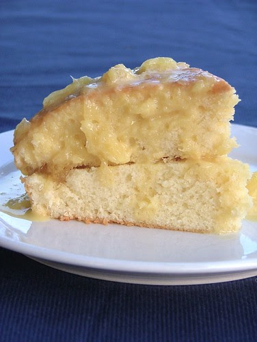 cake with pinepple jam and pinapple sauce