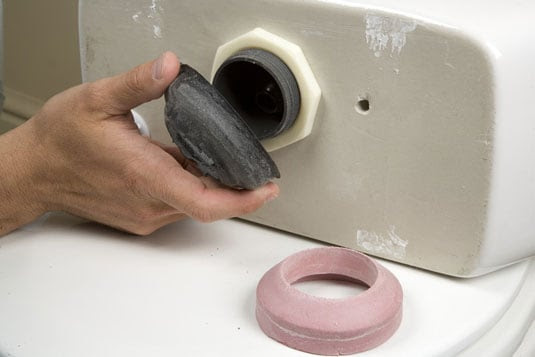 How to Fix a Leaky Toilet Tank - dummies