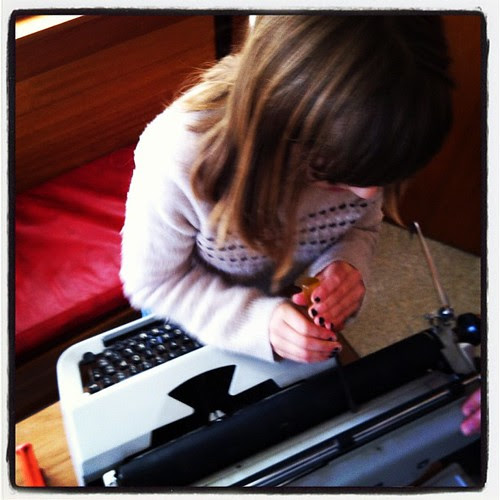 Dissecting a typewriter #eep!