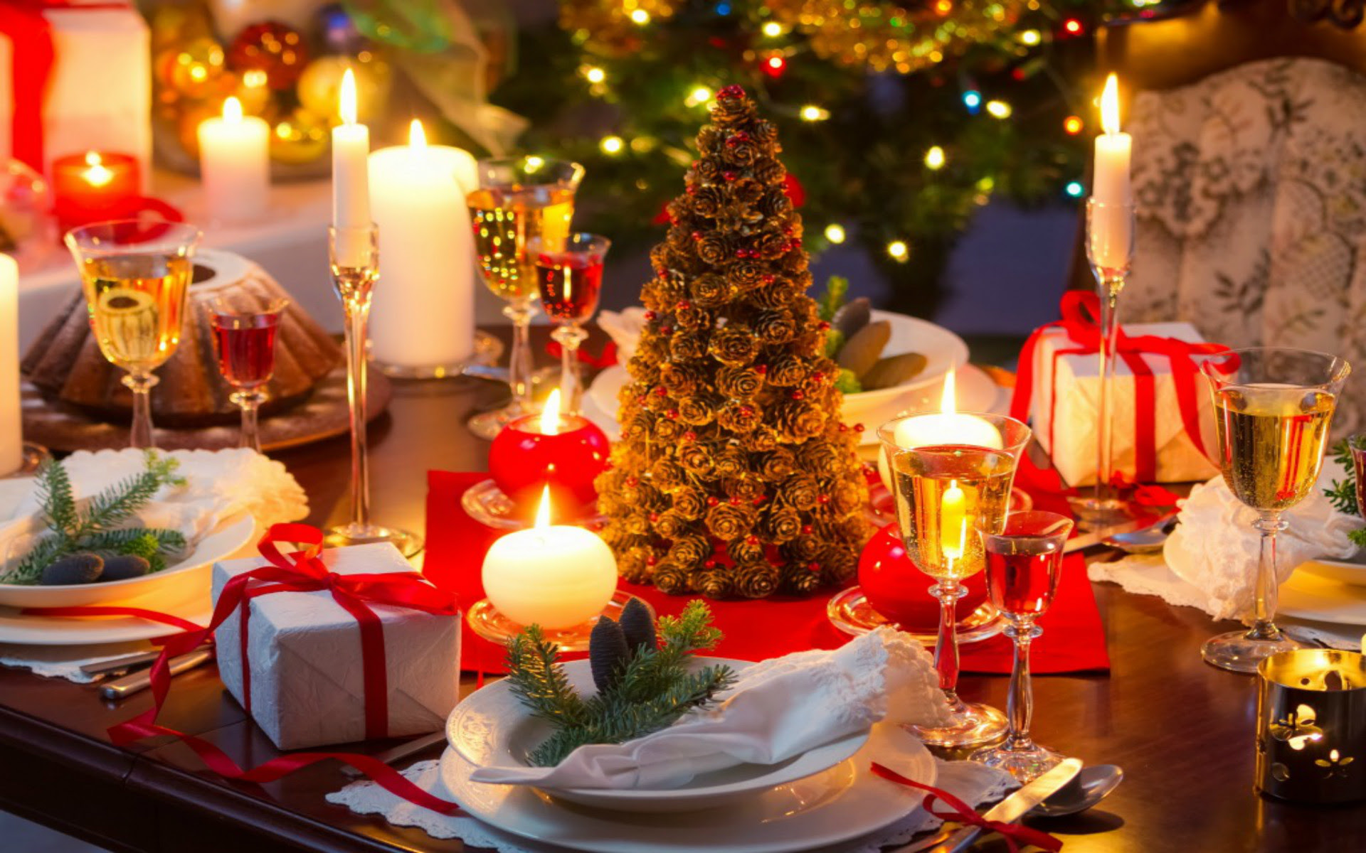 christmas background images christmas desktop wallpaper christmas tree wallpaper free christmas wallpaper backgrounds merry christmas wallpaper