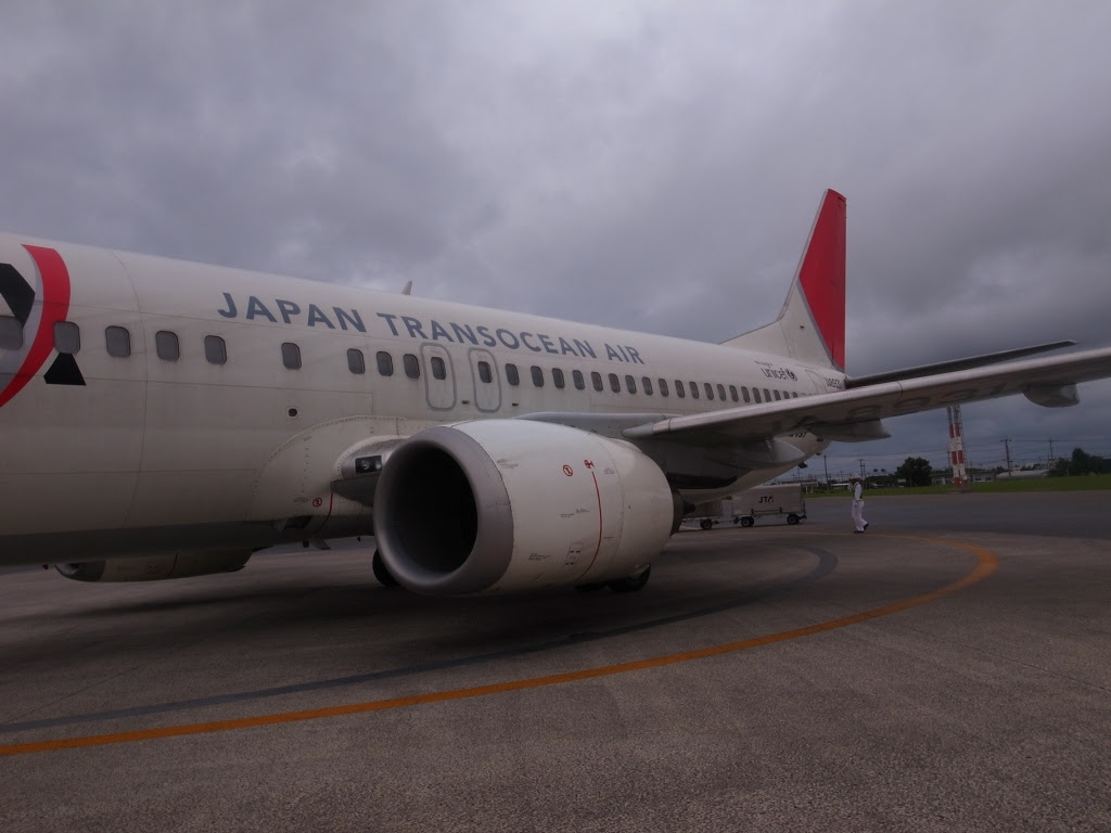 スカイマンタは今日も飛ぶ 日本トランスオーシャン航空 飛行機は やっぱり窓側